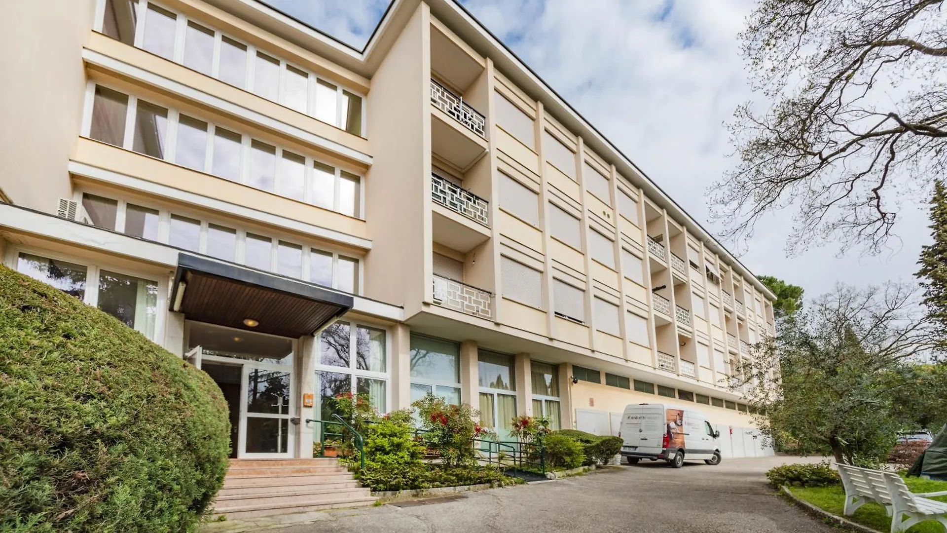 Casa Manuela Euroresidence Garda Garda  Italy