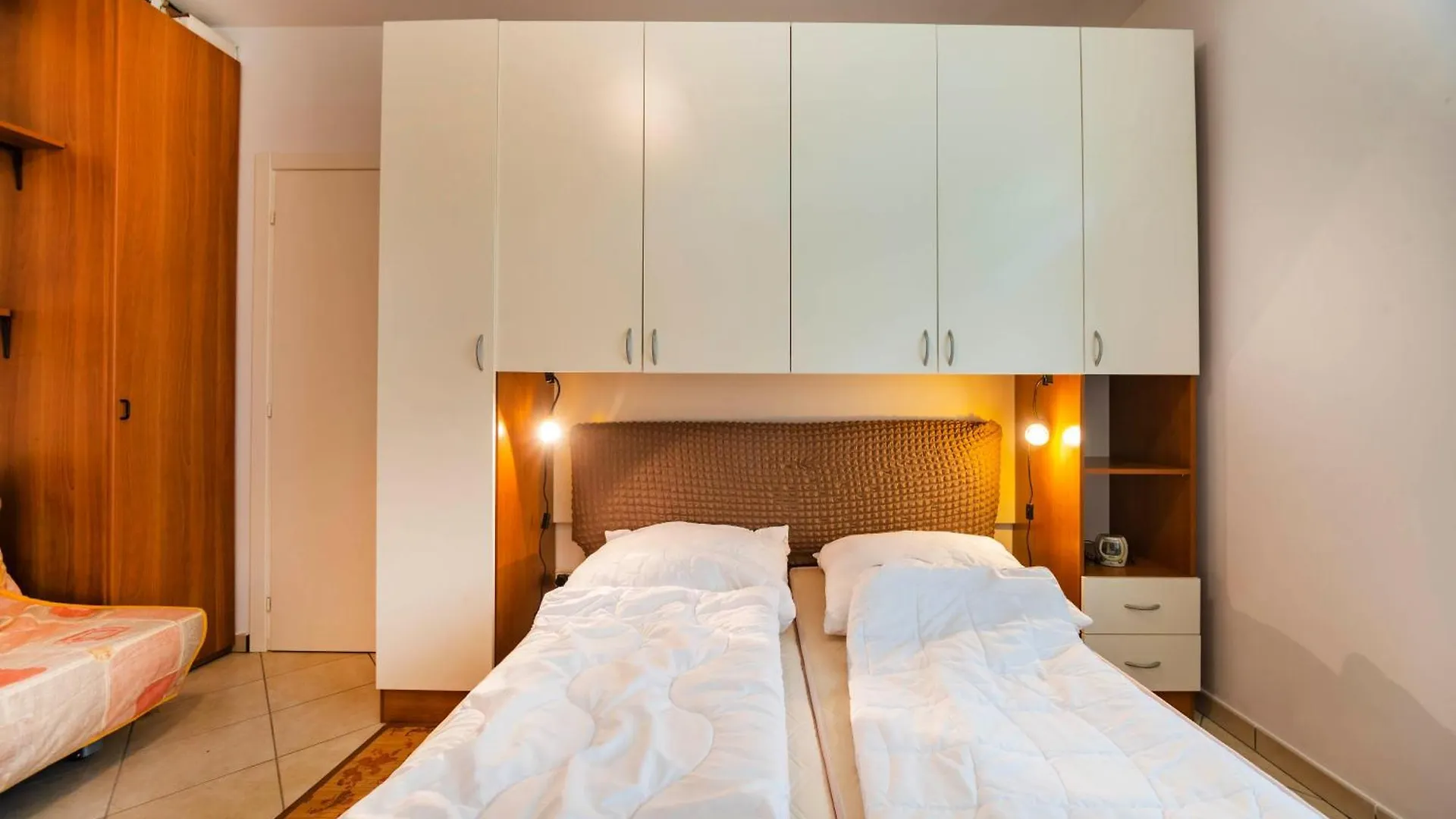 Casa Manuela Euroresidence Garda Garda