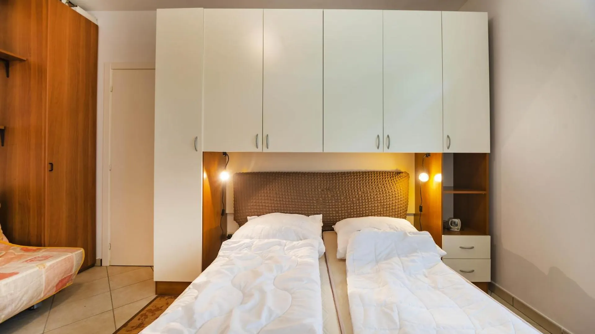 Casa Manuela Euroresidence Garda Garda  0*, Garda (Verona) Italy